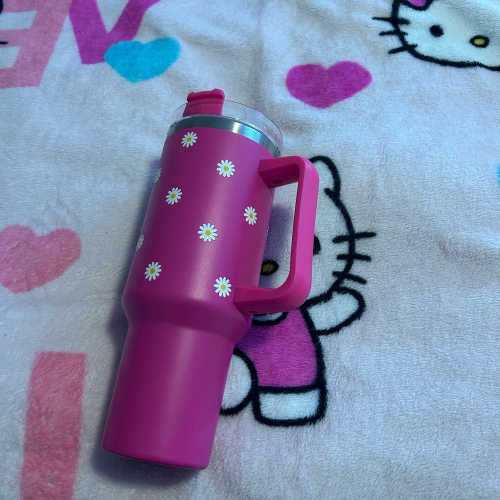 Pink Tumbler with Daisy Print